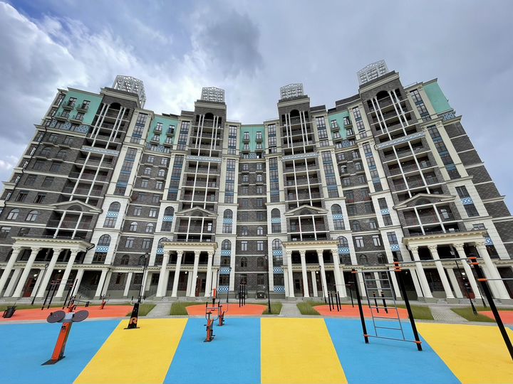 2-к. квартира, 59,7 м², 1/12 эт.