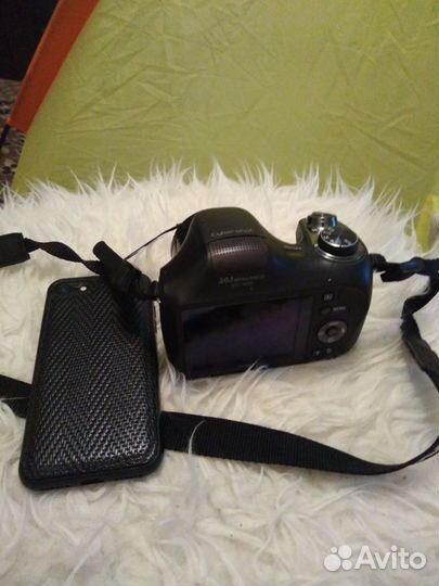 Цифровой фотоаппарат sony