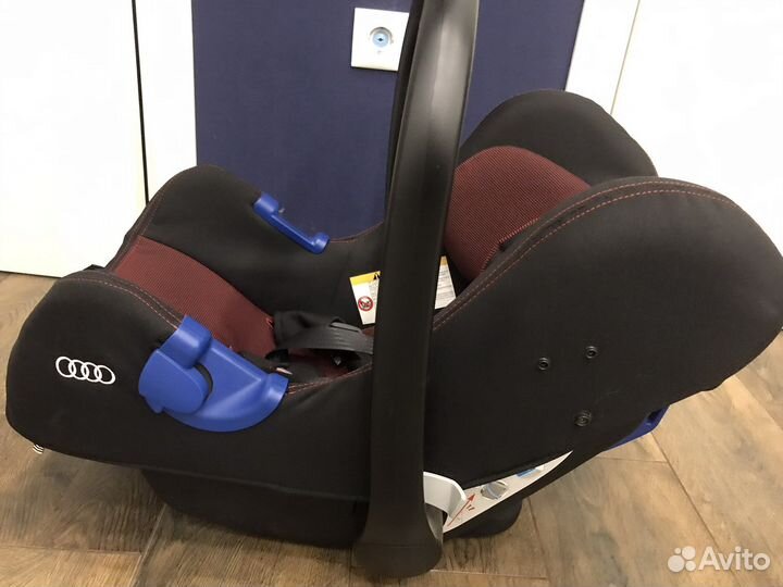 Детское автокресло люлька автомобильная audi новая