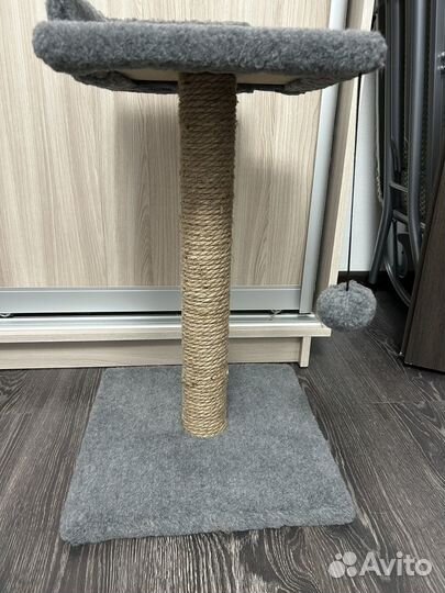 Когтеточка для кошек с лежанкой