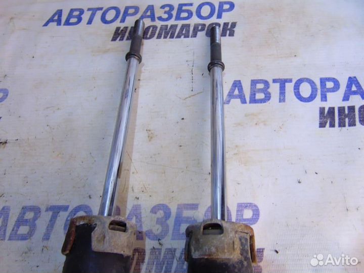 Амортизатор задний для Toyota Corolla 9 2001-2006