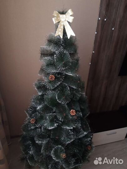 Елка искусственная