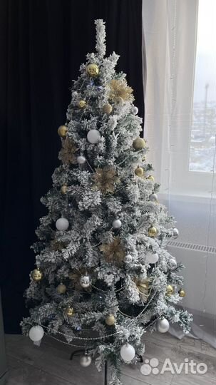 Искуственная ель + гирлянда + украшения