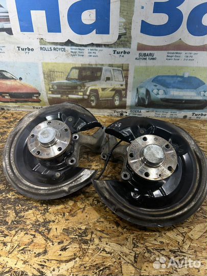 Цапфа ступица задняя Фольксваген Пассат B7