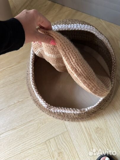 Лежанка для кошек