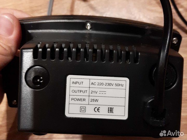 Аппарат для маникюра и педикюра TNL