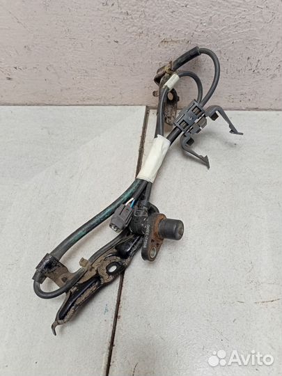 Датчик ABS передний 8954233090