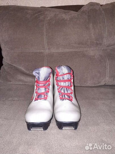 Лыжные ботинки 34 р