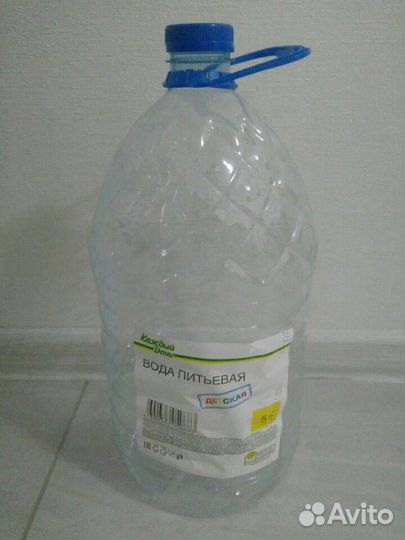 Бутылки 5-литровые