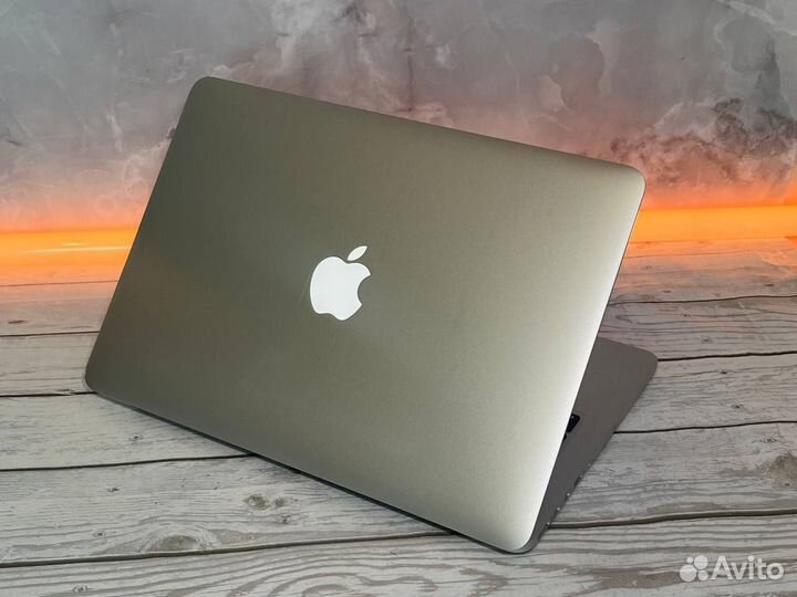 Apple MacBook Pro 13