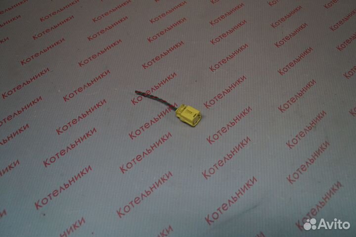 Nissan 98830-AY00A Разъем датчика подушки безопасн