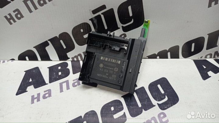 Блок управления стеклоподъемниками Volkswagen