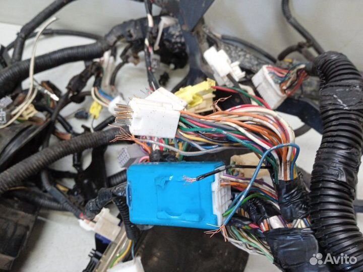 Проводка подкапотная Toyota Mark X X120 2.5 2007