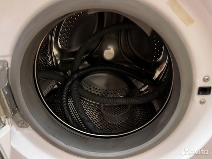 Стиральная машина с сушкой Indesit widl 106 бу