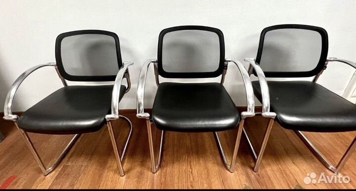 Кресла конференц премиум Германия