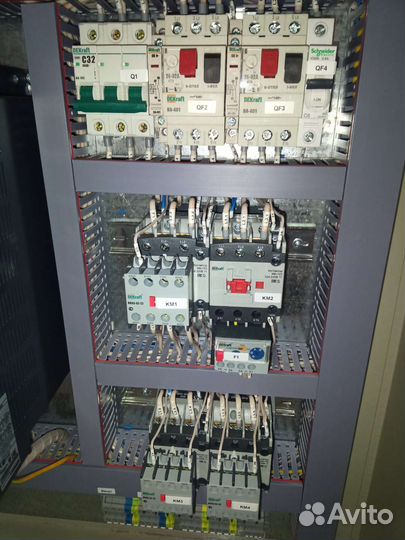 Щит управления насосами