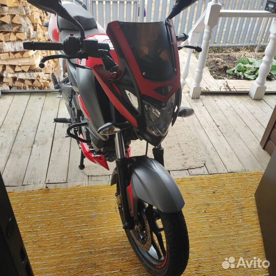 Bajaj Pulsar NS 200