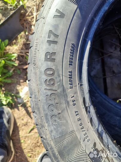 Continental ContiPremiumContact 5 225/60 R17