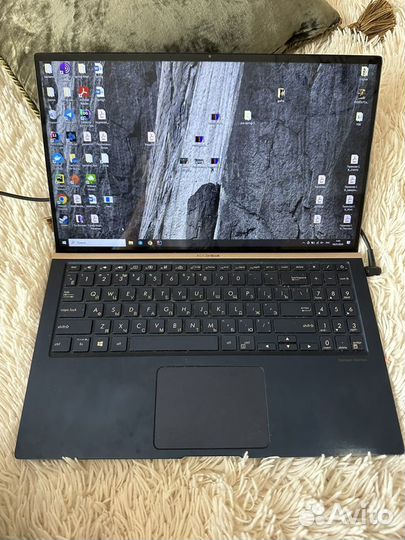 Asus Zenbook 15 ux533fd / i7-8565U / 16 GB