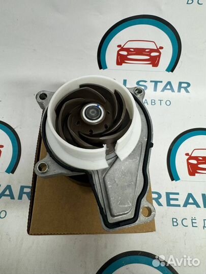 Помпа водяная BMW B32/B36/B38 11518601366