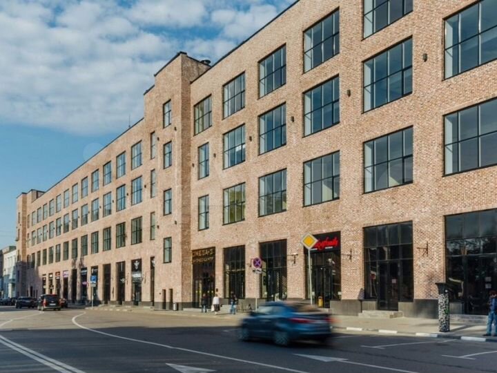 Сдам торговое помещение, 451.9 м²