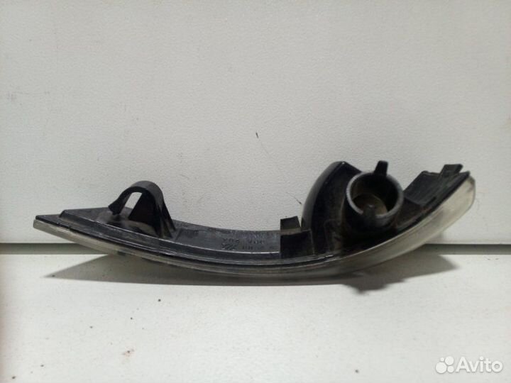 Повторитель поворота левый Ford Mondeo 4 4