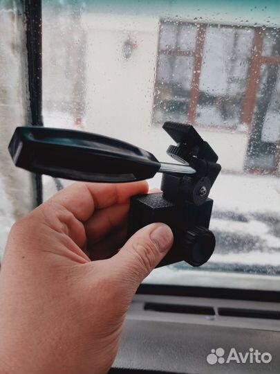 Держатель тепловизора на форточку
