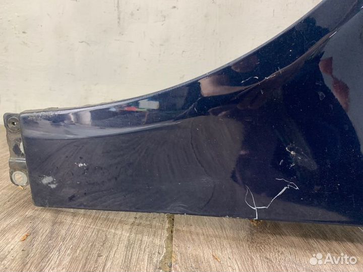 Крыло переднее левое Audi A4 седан 2005