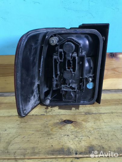 Фонарь задний Volkswagen Passat b4 седан