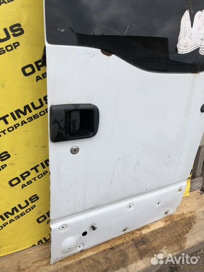 Дверь задняя правая распашная Renault Master 2