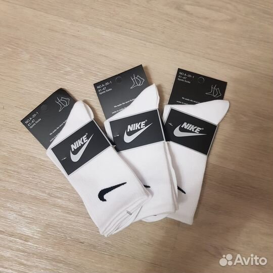 Носки Nike высокие белые