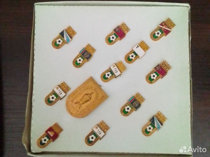 Значки набор 