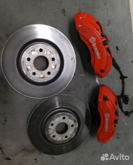 Комплект тормозов Jeep Grand Cherokee SRT 8 6.4