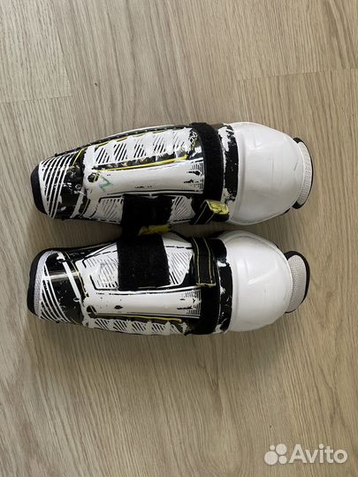 Щитки хоккейные CCM Super tacks AS1