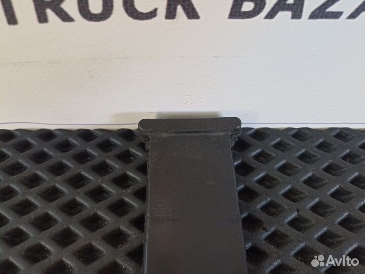 Крепеж крыла