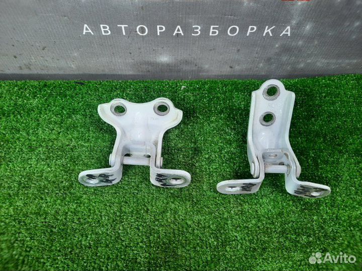 Петли двери задние правые Kia Rio 3 Ub 11-17 1.4