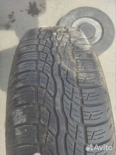 Bridgestone TRR 215/65 R16