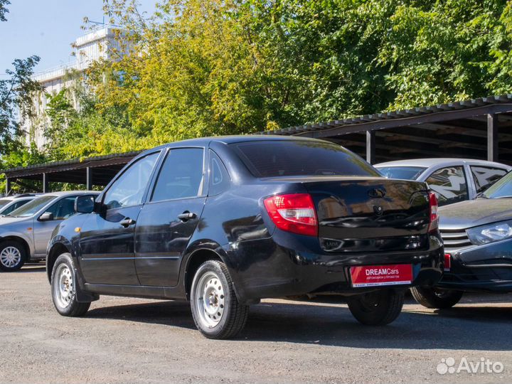 LADA Granta 1.6 МТ, 2012, 133 000 км