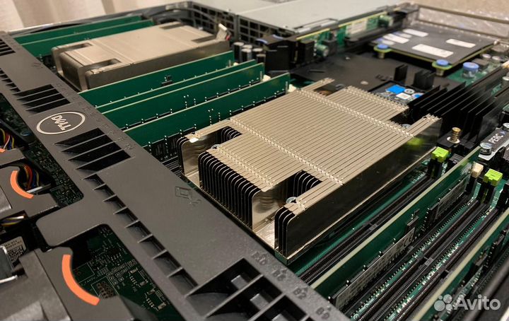 Сервер Dell R630 8SFF 2x E5-2630v3 32GB