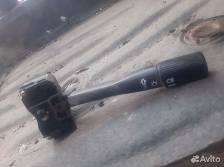 Переключатель света поворотников на Ровер 45