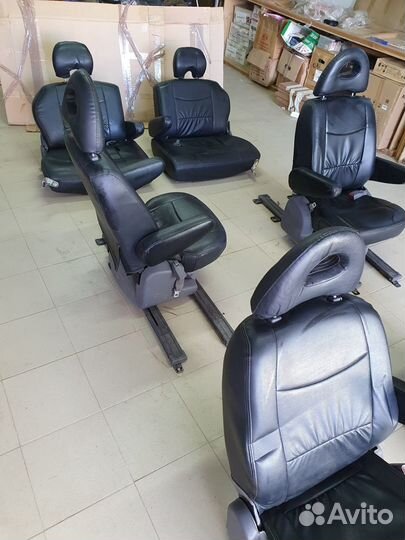 Сидения для микроавтобуса (автодома)