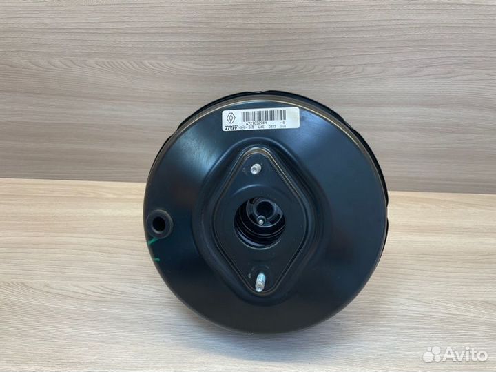 Вакуумный усилитель Renault Logan