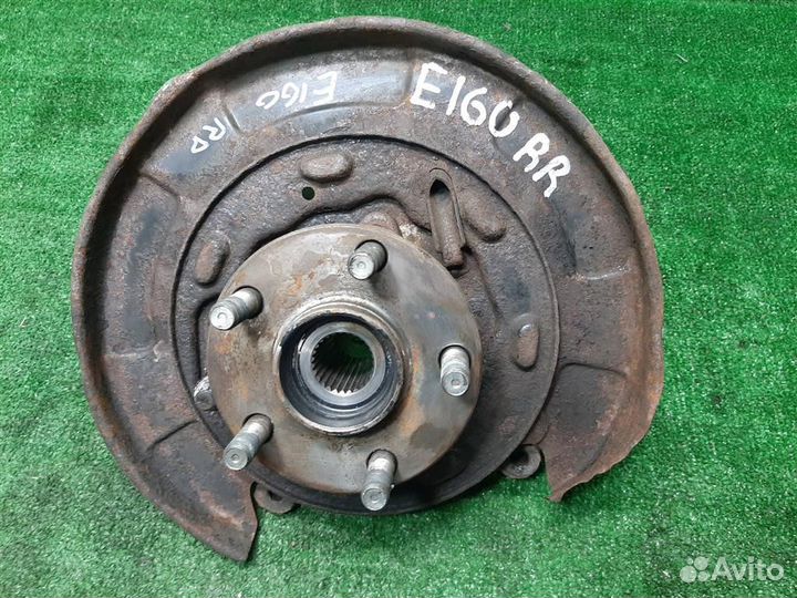 Кулак задний правый Subaru Legacy/ Outback BM/B14