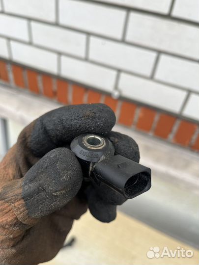 Датчик детонации skoda fabia