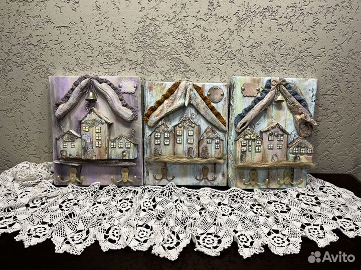 Ключница настенная из дерева