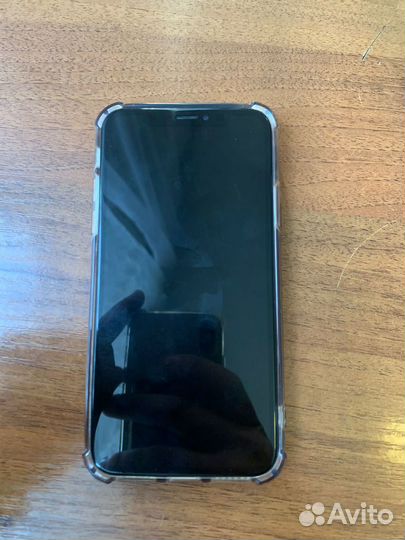iPhone Xs, 64 ГБ