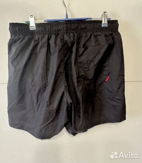 Шорты мужские hugo boss М