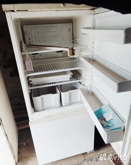 Холодильник snaige