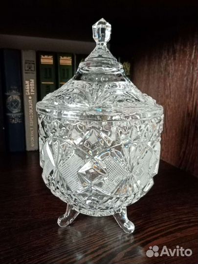 Конфетница хрустальная