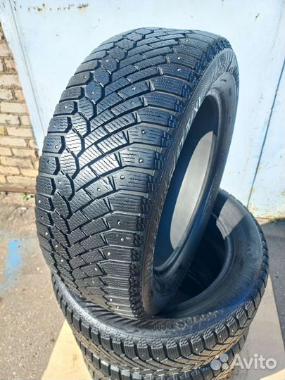 Gislaved Nord Frost 200 225/55 R17